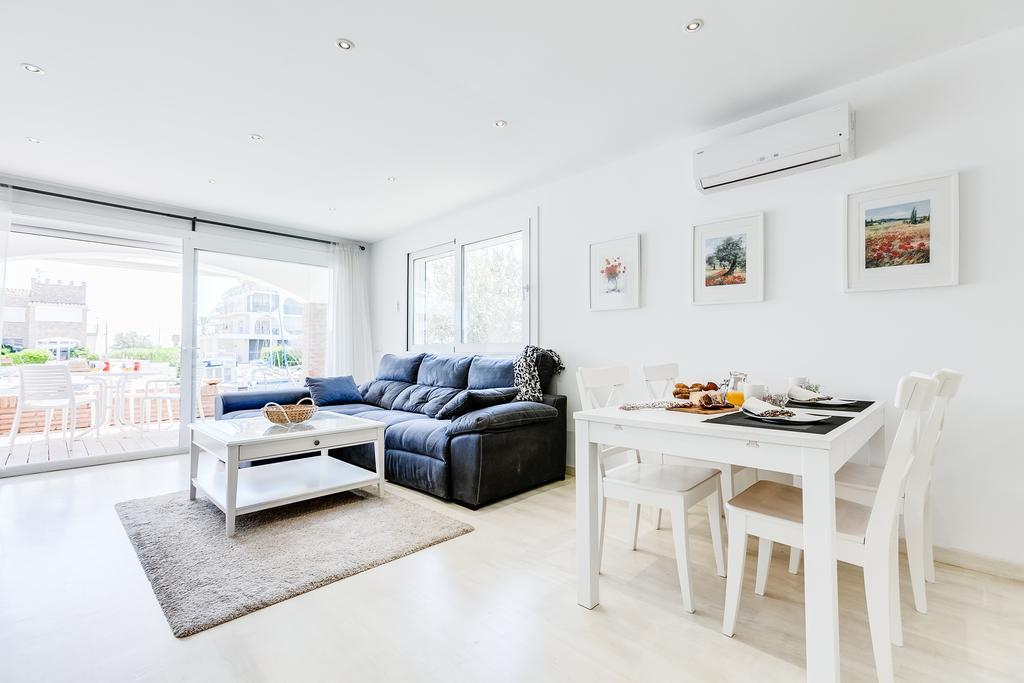 Vista Roses Mar - Casa Pescador Βίλα Empuriabrava Εξωτερικό φωτογραφία